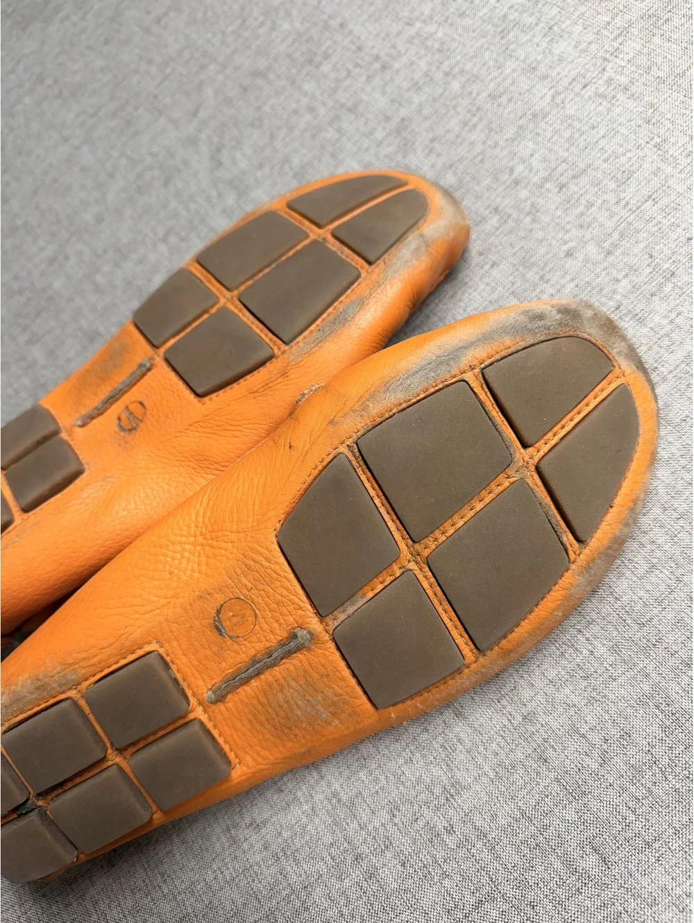 Tory Burch Orange Leather Driving Loafers Moccasins Logo Hardware Women’s 9